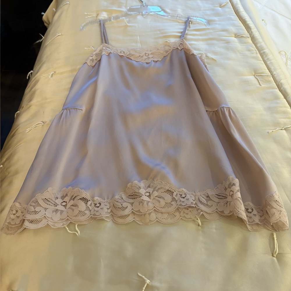 GOLD HAWK 100% SILK  AND LACE TAUPE  CAMI S